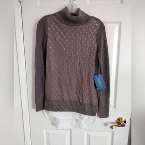 Women's Vera Wang Sweater.